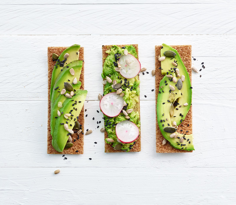 Avocadosmörgås med sesam- och solrosfrön